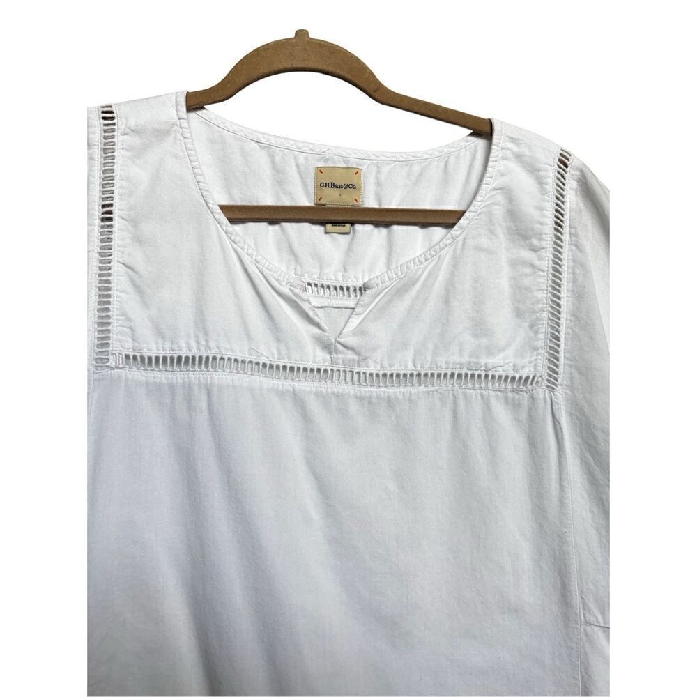 G.H &bass co short sleeve  100% cotton